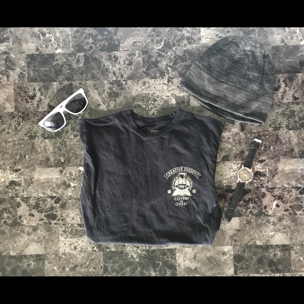 Men’s Small Obey Black T-Shirt
